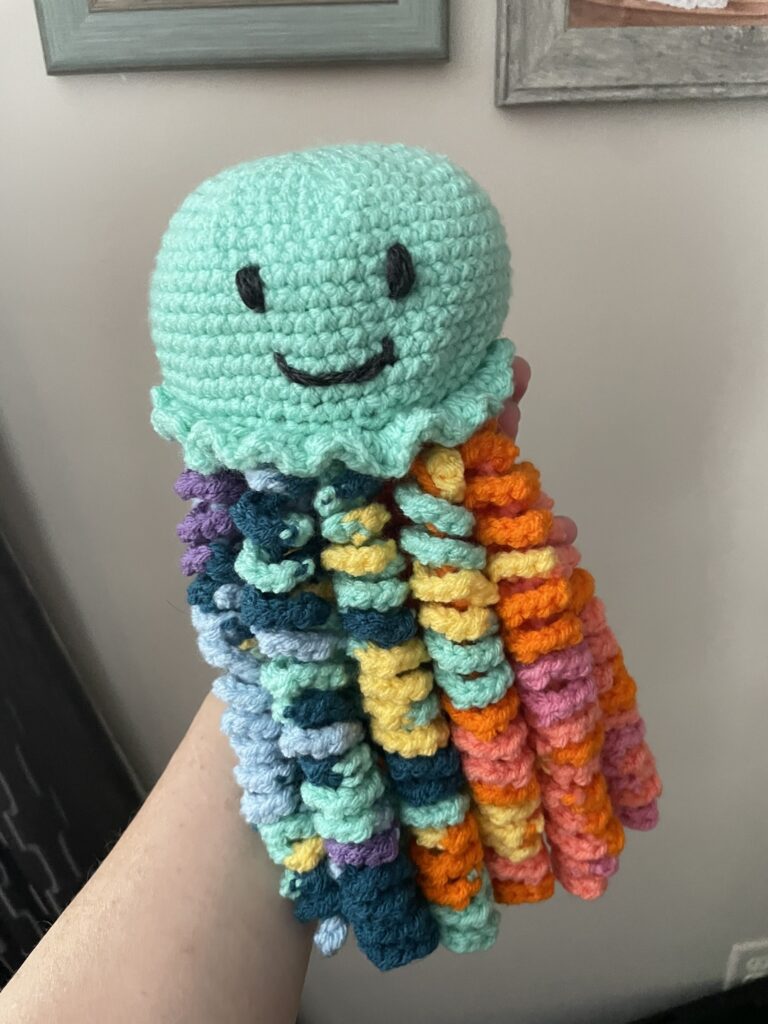 Completed jellyfish. Tentacles of many different colors.